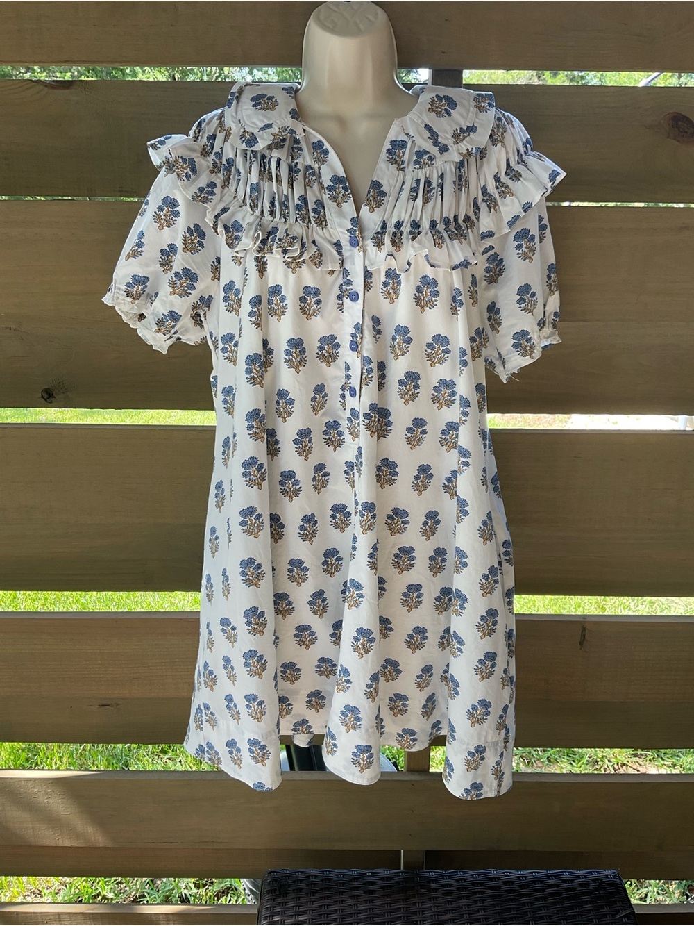 White Floral Ruffle Short Sleeve dress